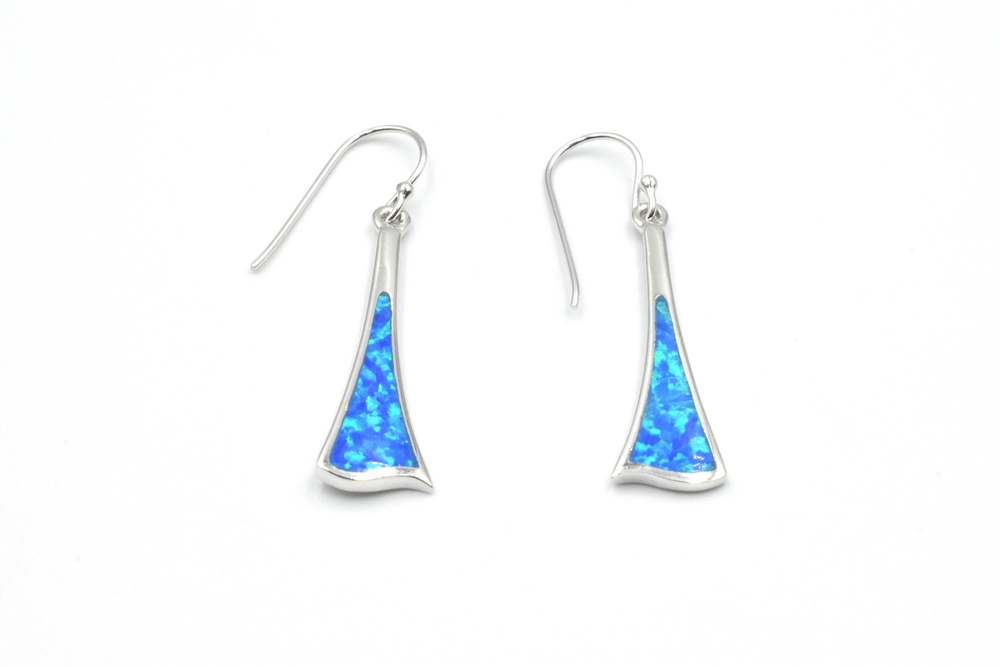 silver earrings with opal 