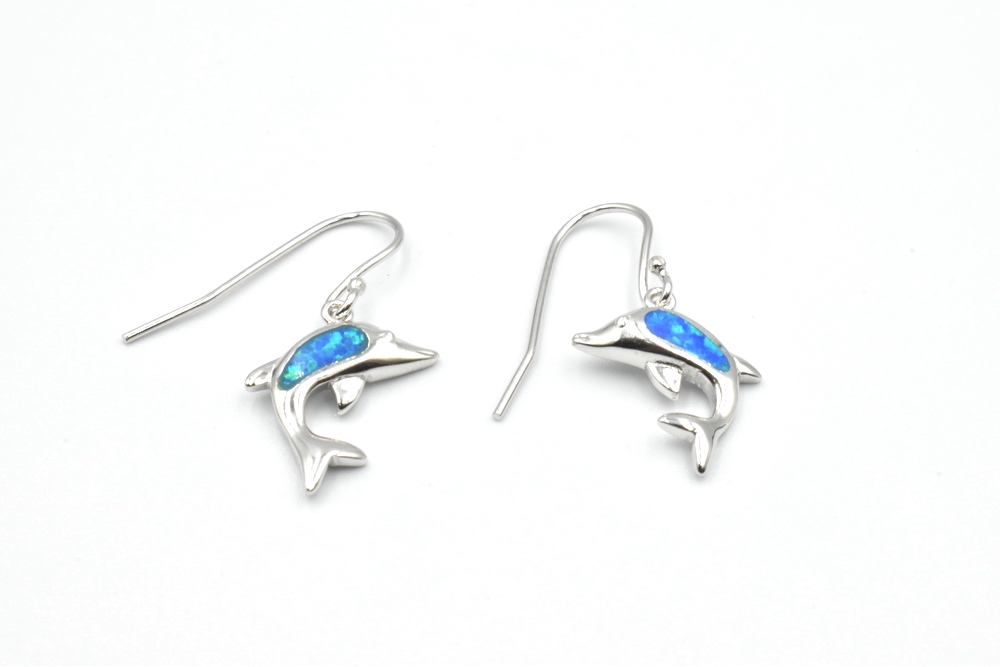 silver earrings with opal 