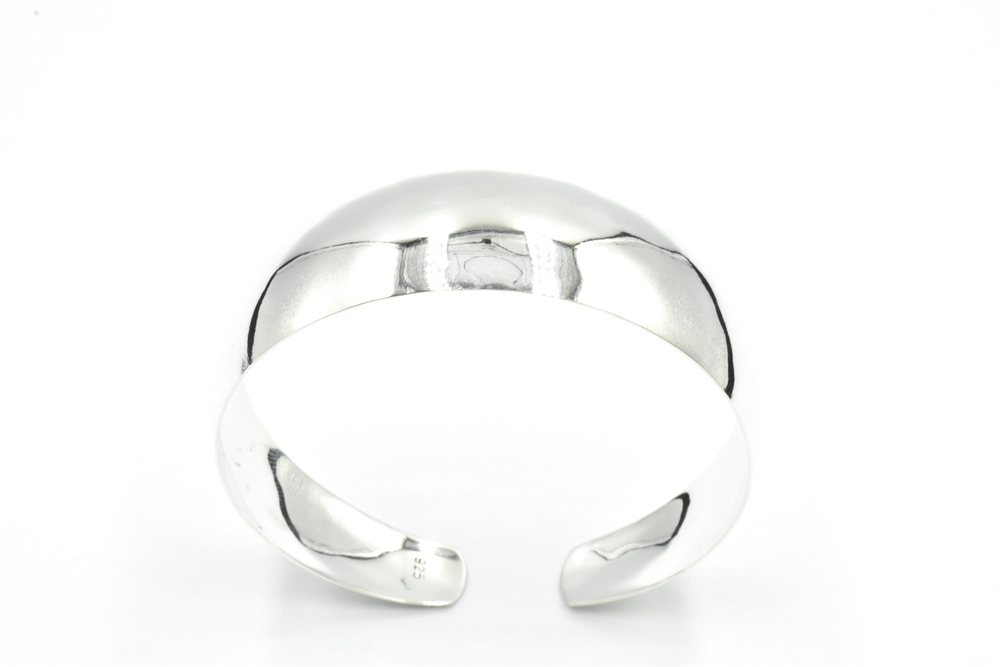 silver bracelet 