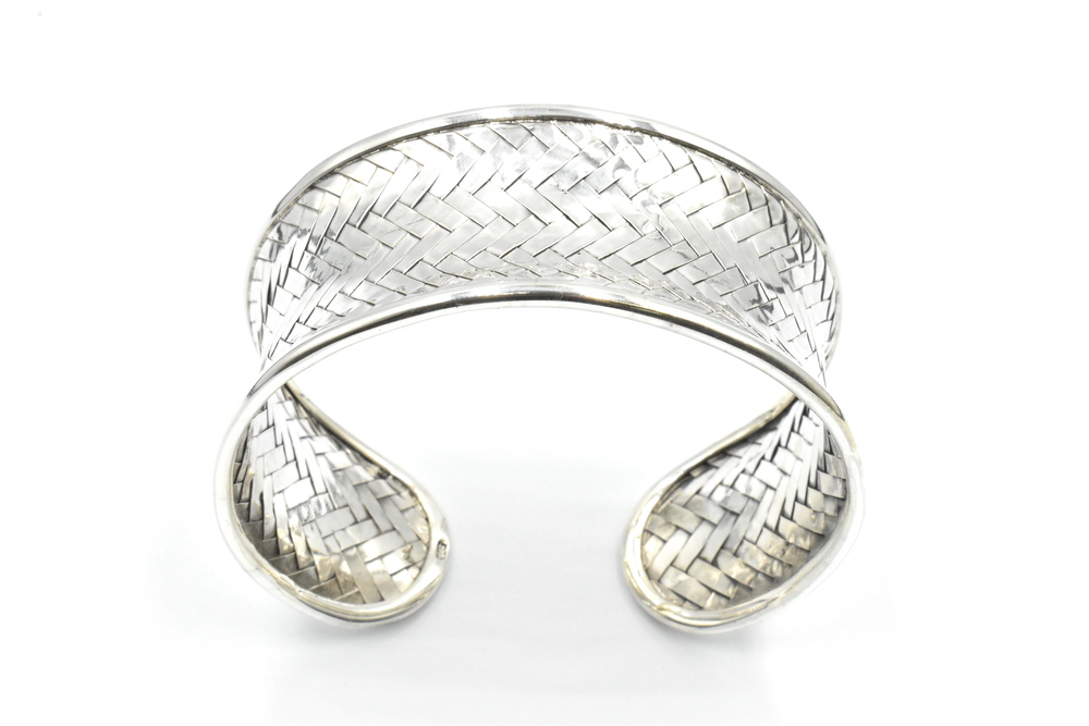 silver bracelet 