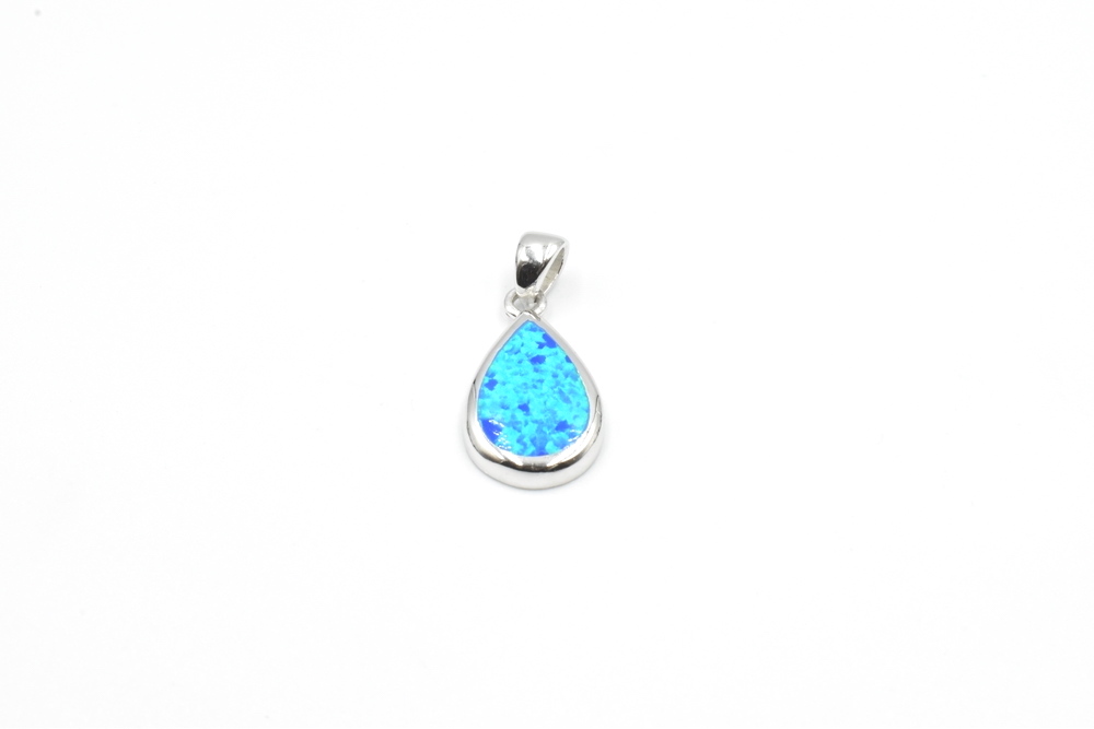 silver pendant 