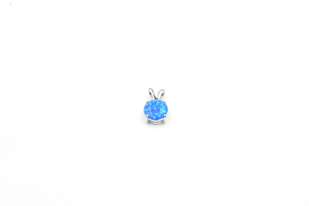 silver pendant 