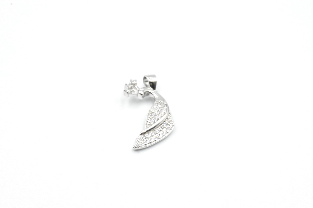 silver pendant 