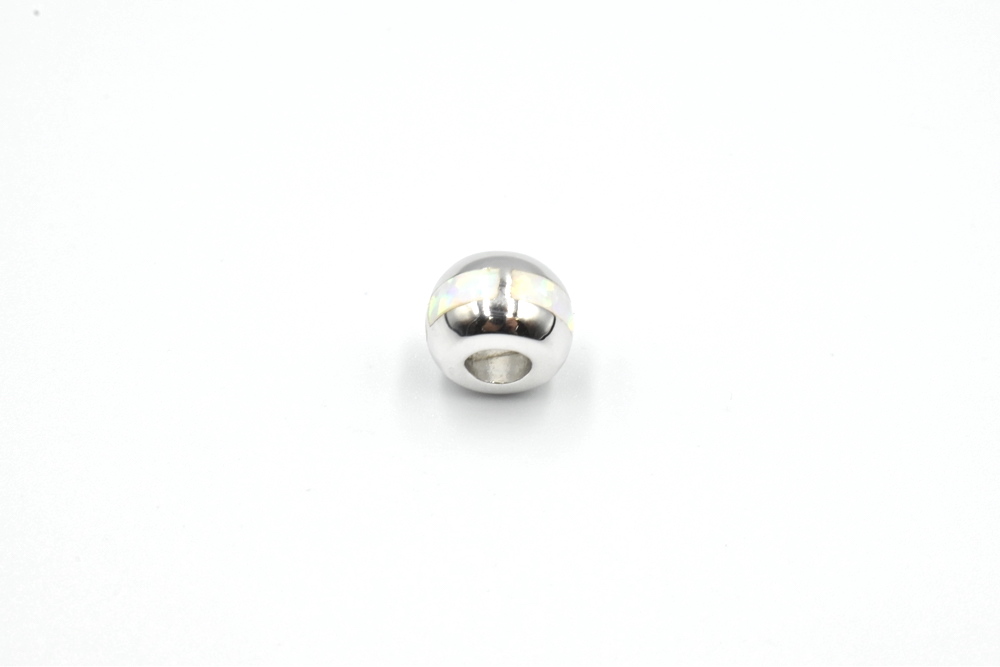 silver pendant 