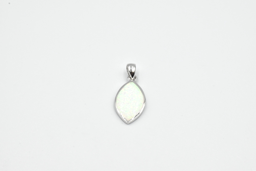 silver pendant 