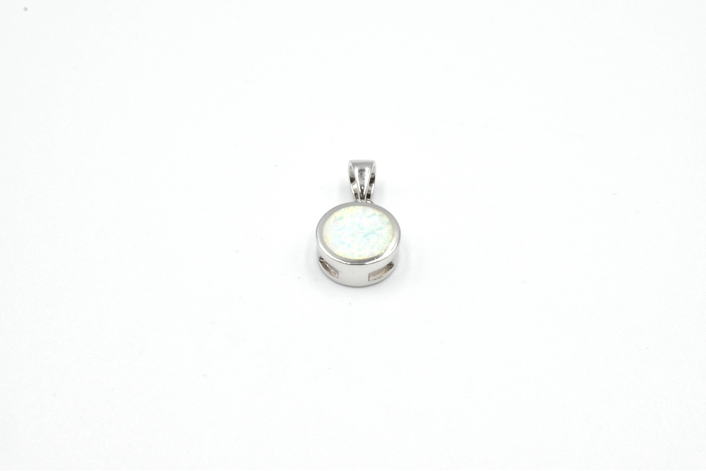 silver pendant 