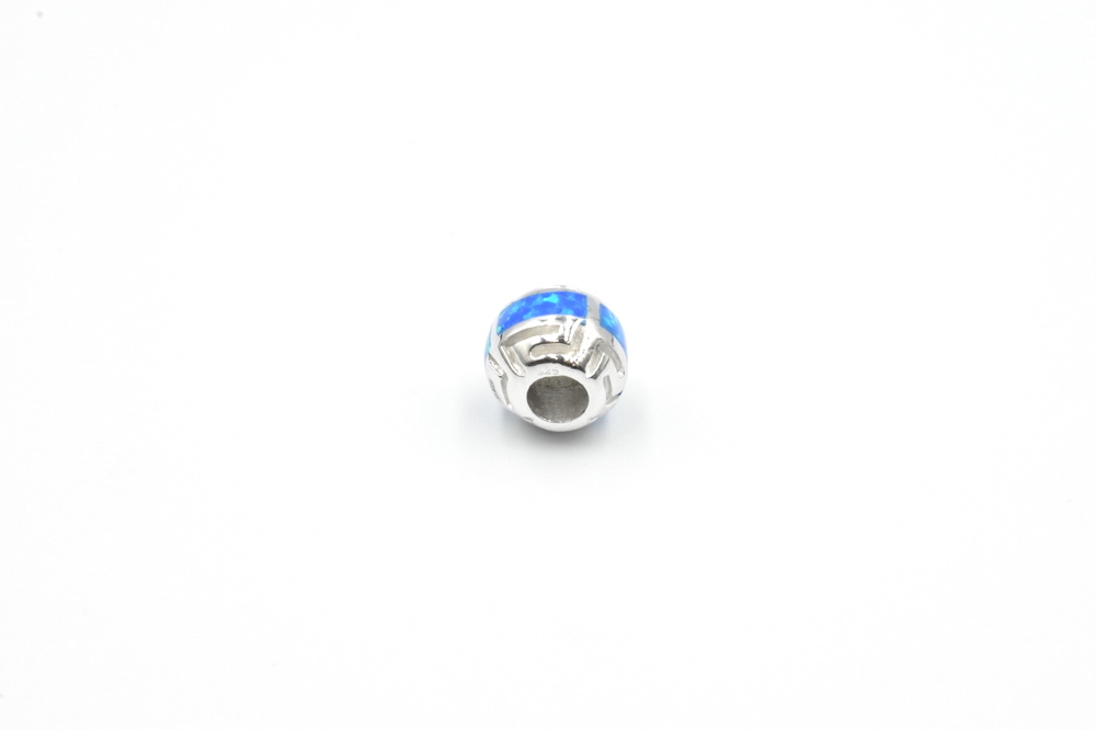 silver pendant 