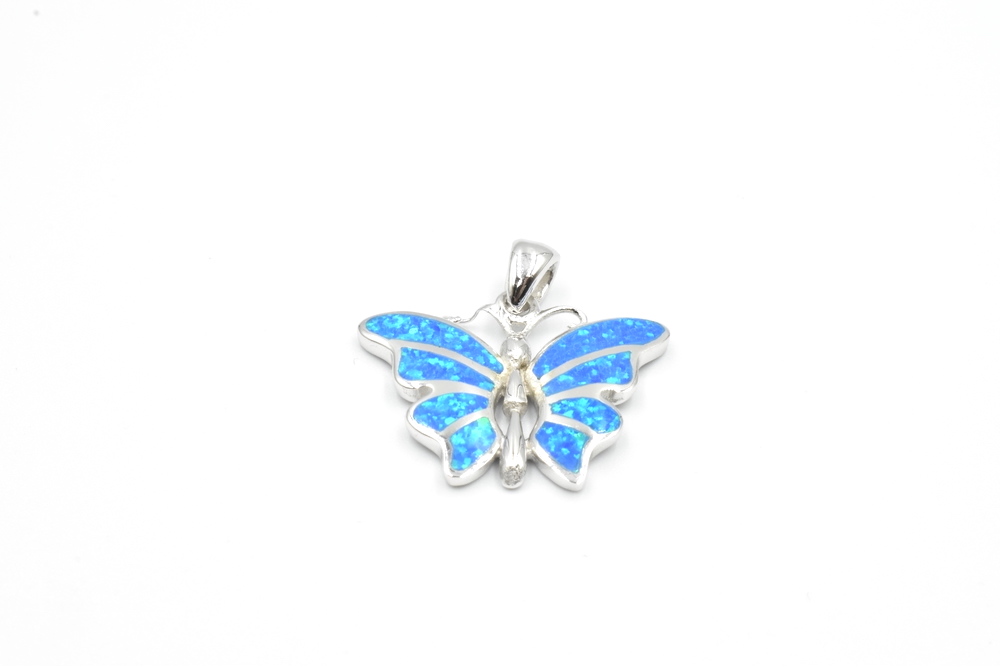 silver pendant 