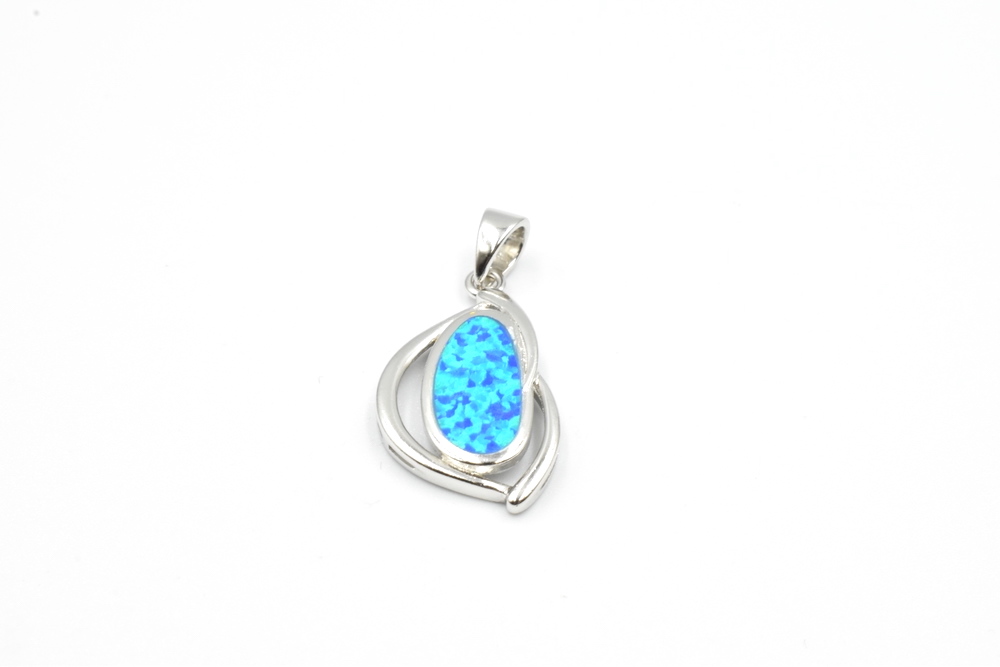 silver pendant 