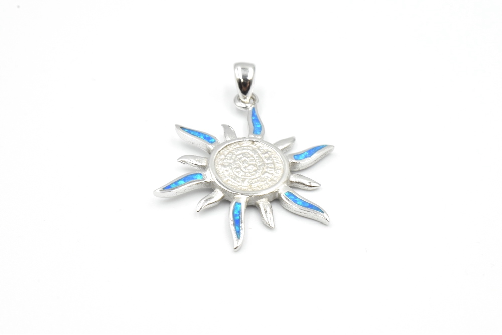 silver pendant 