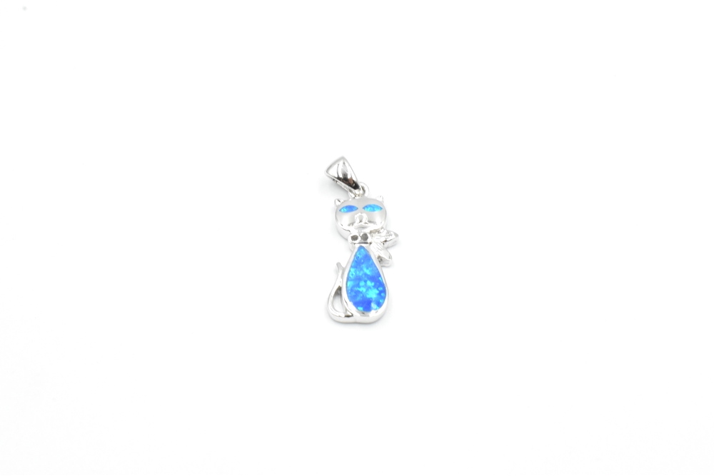 silver pendant 