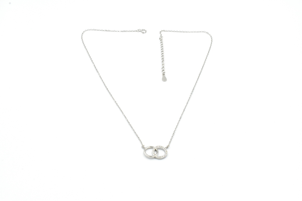 silver necklace 