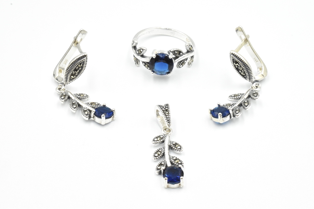silver set with zircon 