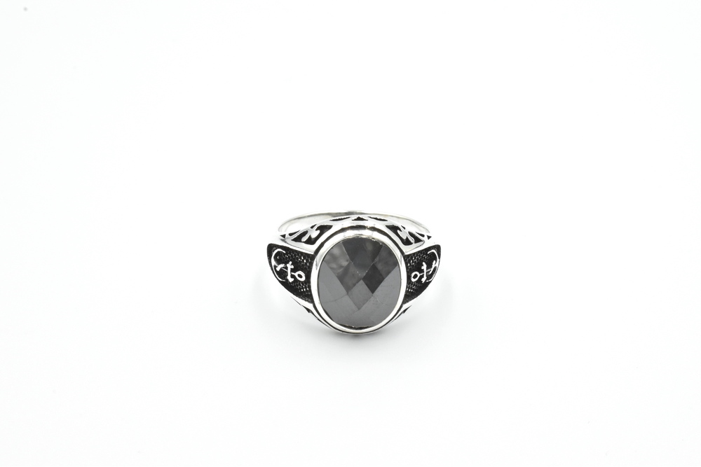 silver ring with onyx